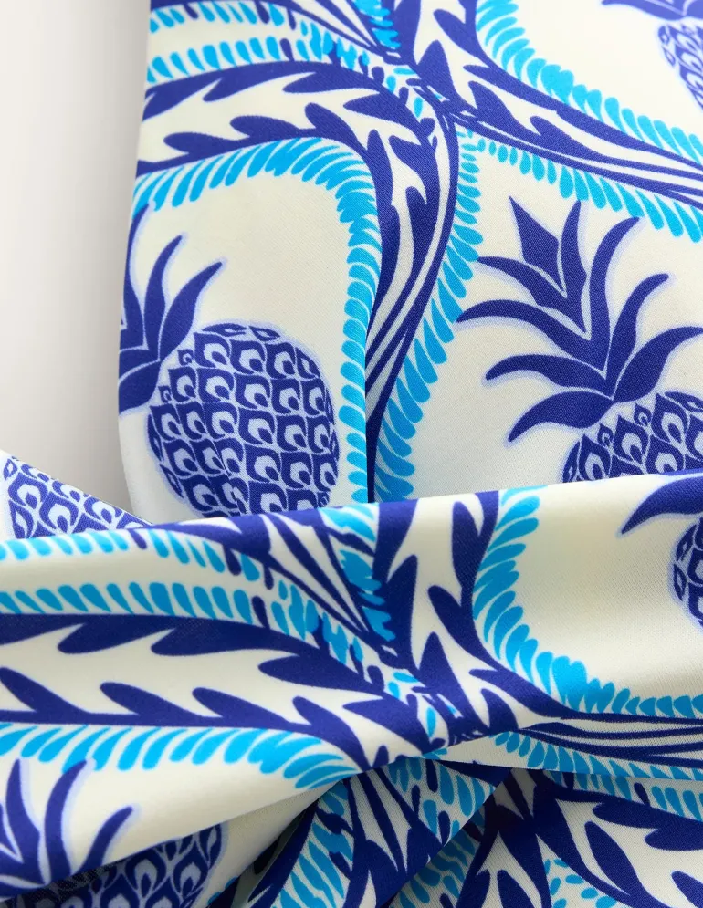 Levanzo Halter Bikini Top-Surf The Web, Pineapple Wave-Boden Best Sale