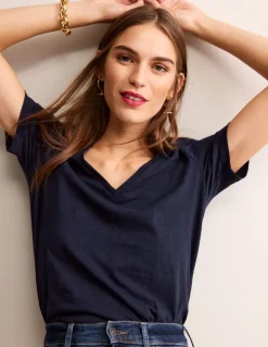 Regular V-Neck Slub T-shirt--Boden New