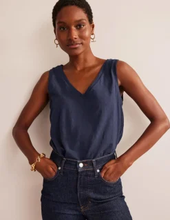Regular V-neck Slub Vest--Boden Clearance